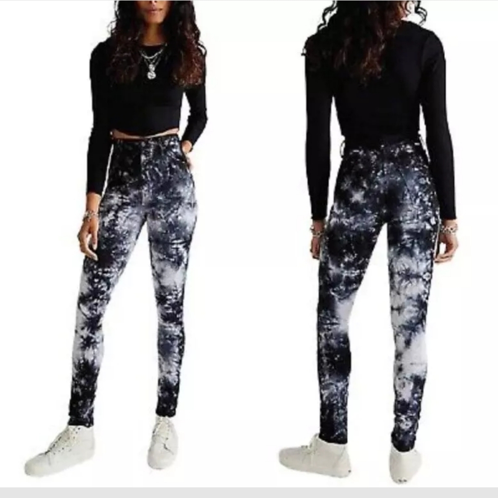 NWT Mother The Super Swooner Winding Path Tie Dye Jeans Sz 25